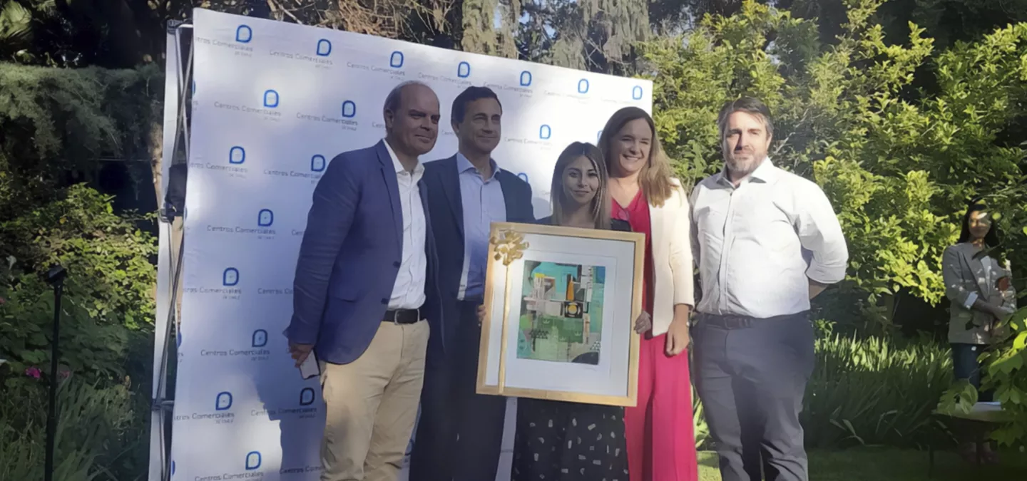 1er lugar en los Premios de Sostenibilidad de la Cámara de
Centros Comerciales 1er lugar en los Premios de Sostenibilidad de la Cámara de
Centros Comerciales